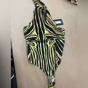 Pretty Little Thing Zebra Bodysuit